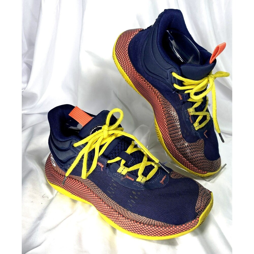 Under Armour Curry 8 Shoes Size 7 Men 8.5 Women Blue/Red/Yellow with defect***